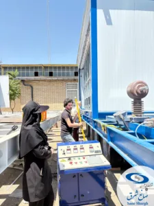 بازديد نماينگان شرکت گلشهد نقش جهان از يک دستگاه پست سيار 63/20 کيلوولت